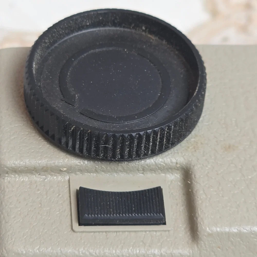 Vintage 60s Kodak Hawkeye Instamatic II 126 Film Camera Tan Black‎